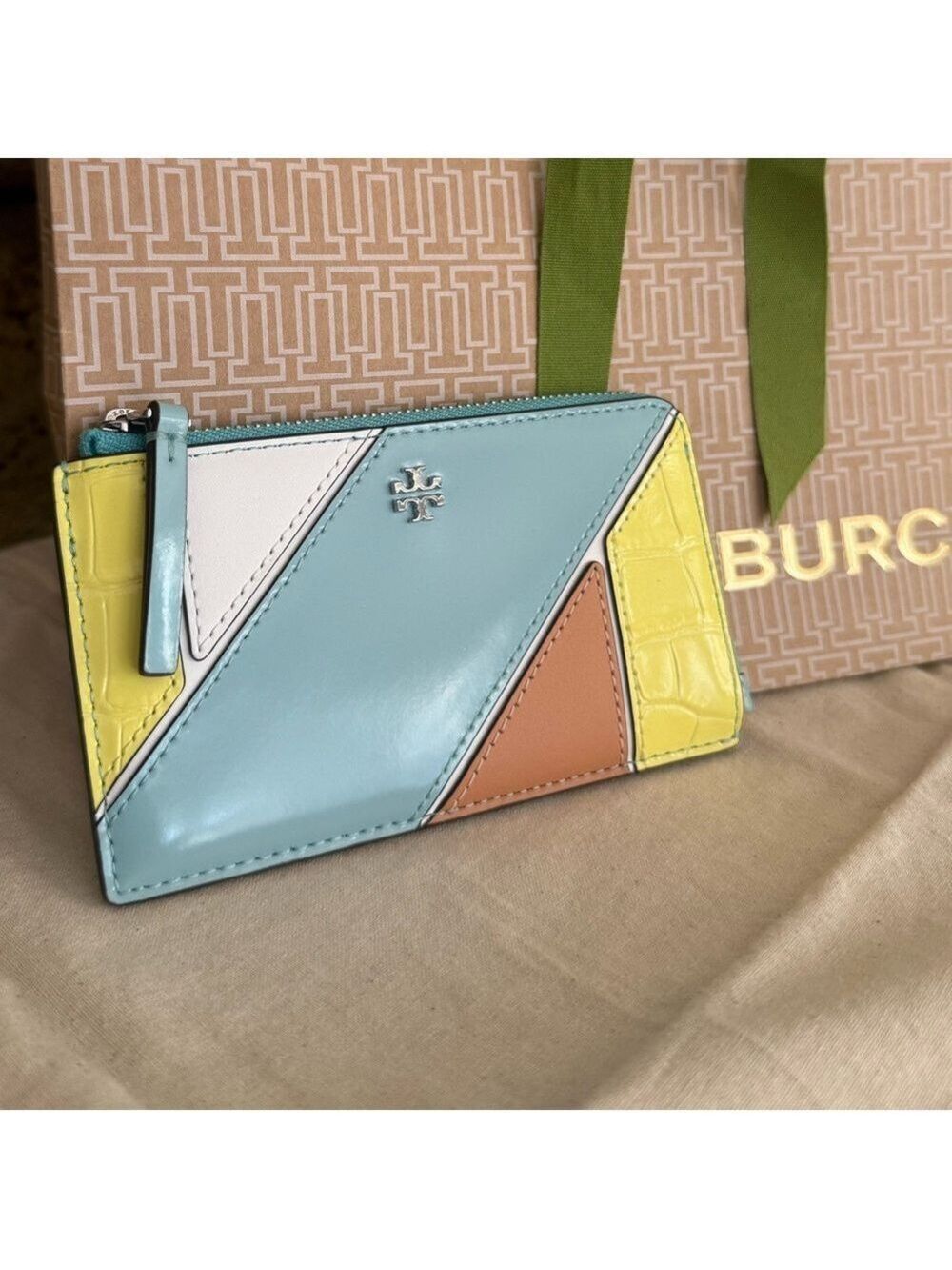 New ๐ Tory Burch Blake leather multi color Card Holder - Picture 6 of 6